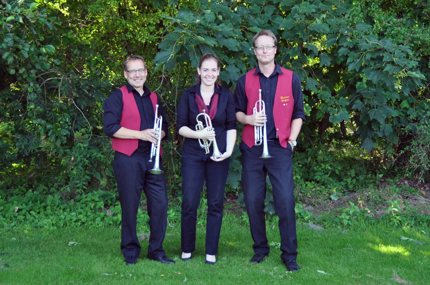 Trompetsectie muziekvereniging Harmonie Beetgum: Heije Schaper, Elly Kamstra, Klaas Dijkstra trompetsectie Harmonie beetgum
